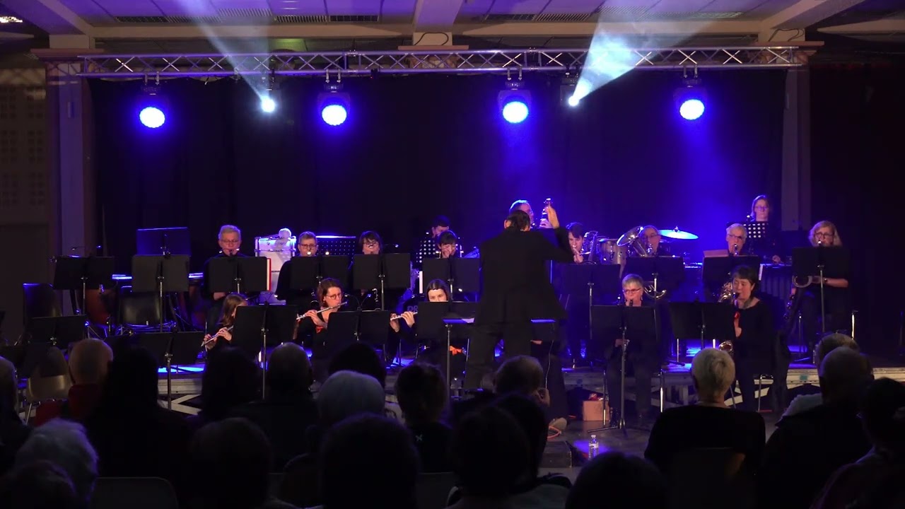 HUHC -Moonlight Serenade  /  Glenn Miller  /  Arr : W.Hautvast