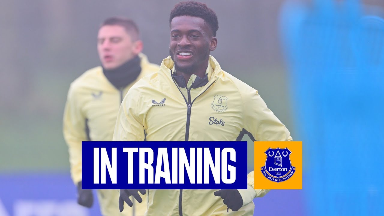 EVERTON PREPARE FOR BRIGHTON TRIP | IN TRAINING