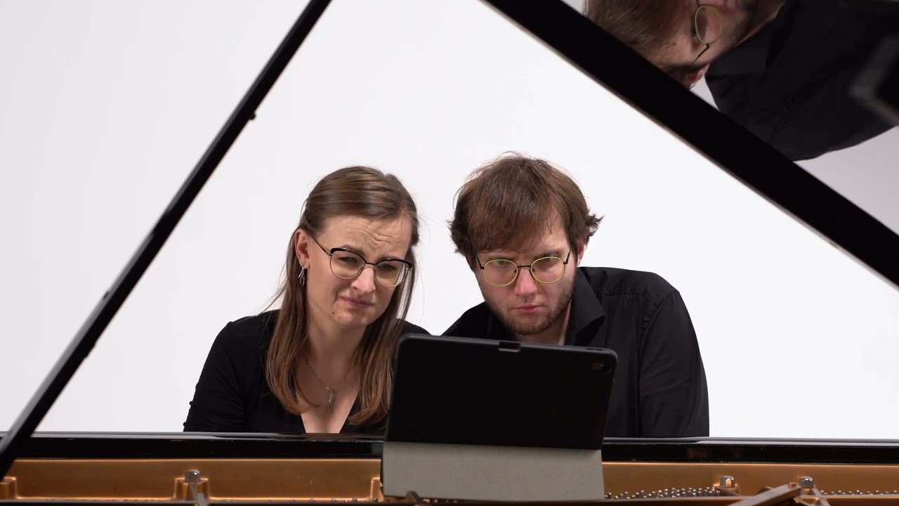 Zbigniew Bargielski - Crescendo decrescendo (Książek Piano Duo)