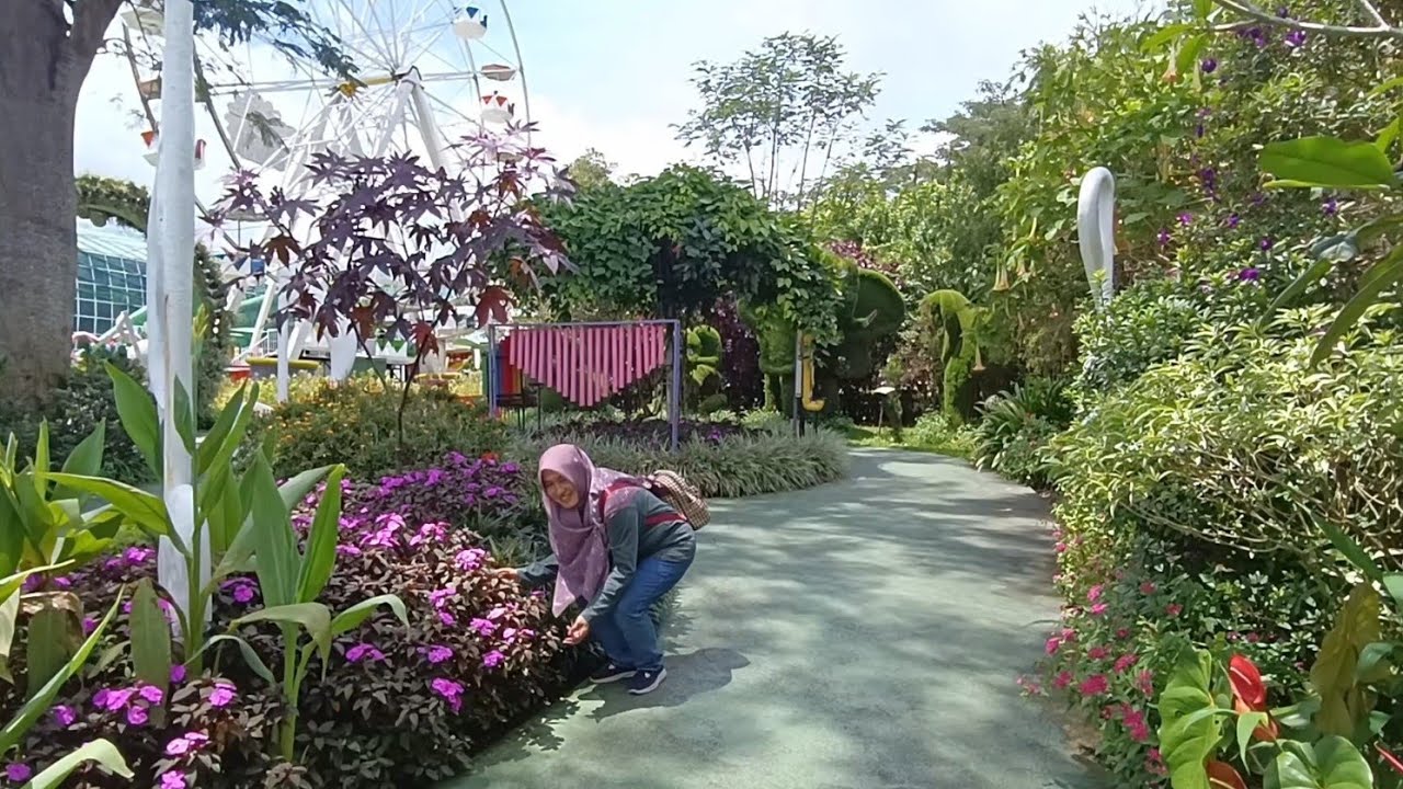 Сходите в БАЛОГУ и сделайте покупки на рынке Деви Шри Пуджон.