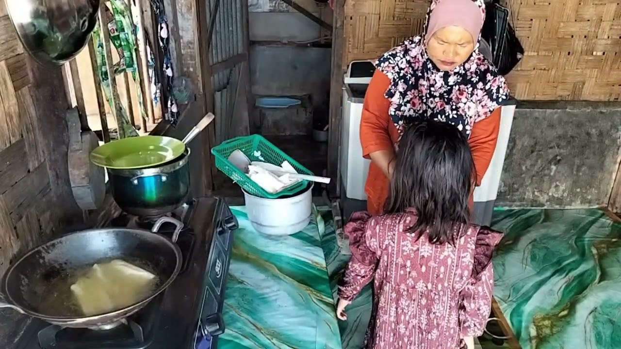 Ubi Kayu Saya Goreng || Campur Gula Aren || Untuk Snek Tukang Saya 