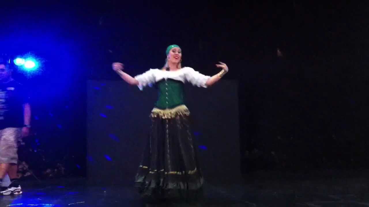 Indiara Cafarchio - Baila Maria - Feira M&iacute;stica 2013