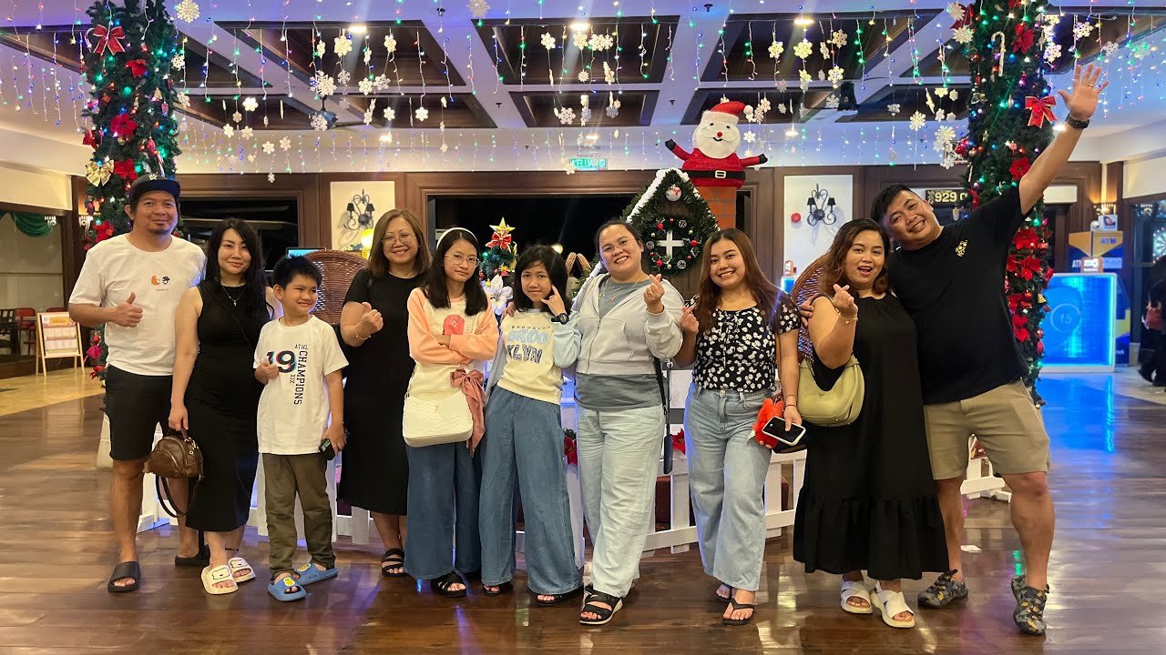 Pre-Christmas Staycation begulai enggau diri sebilik ba Damai / Hi Tea ba Boulevard Hotel Kuching