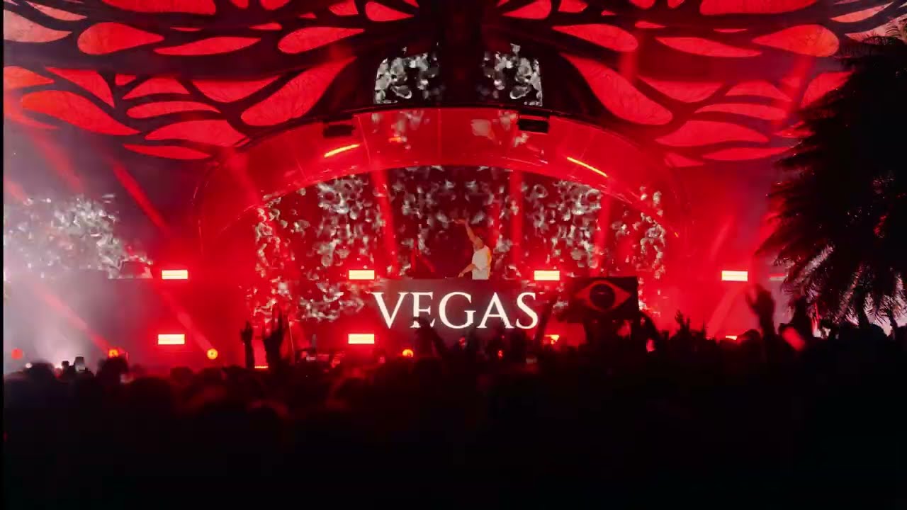 Vegas - Set Intro + Butterfly (LIVE @ TOMORROWLAND BRASIL 2025)