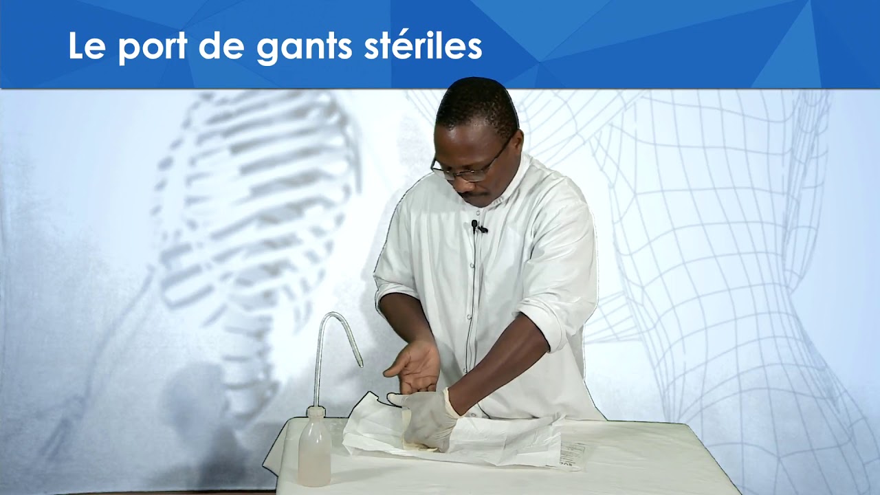 Port de gants stériles