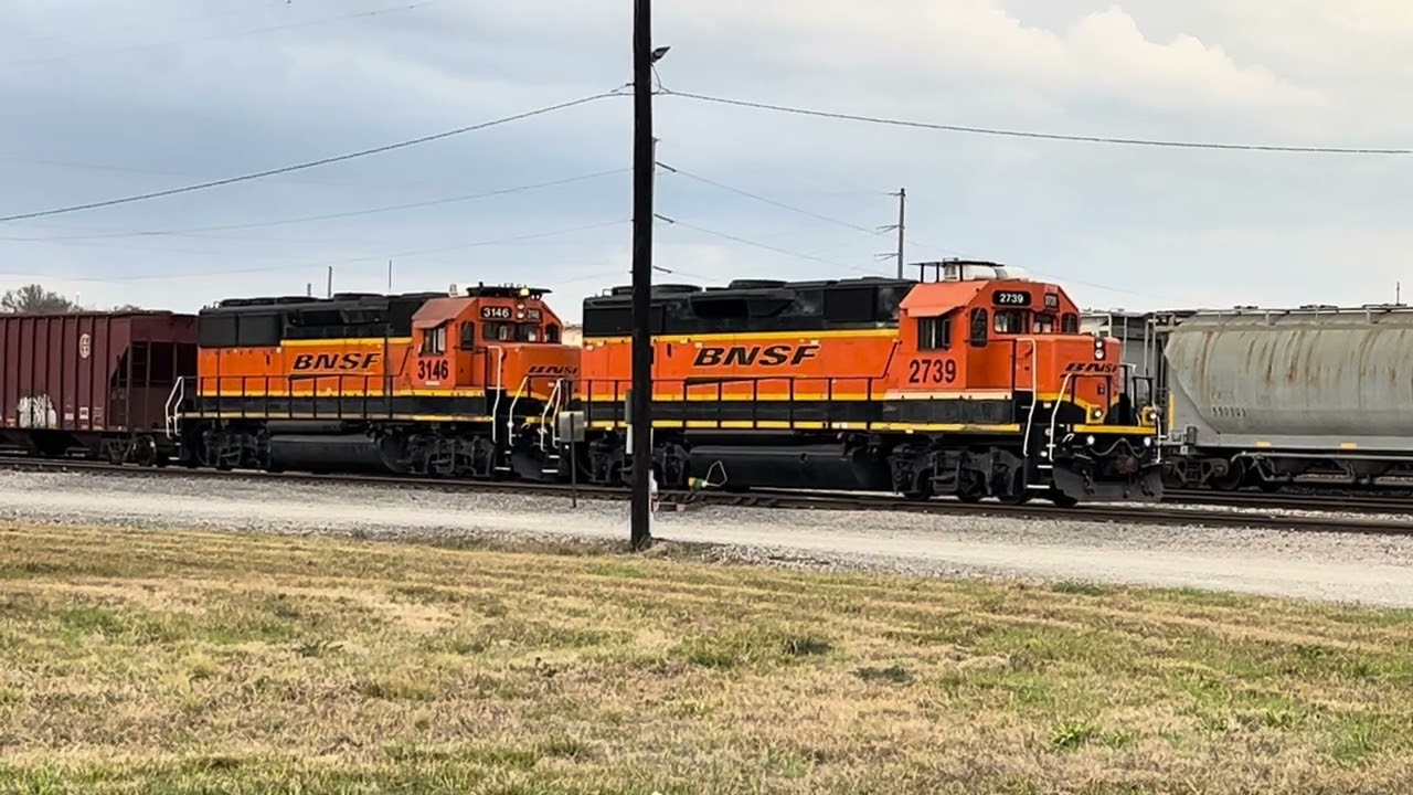 Roll around BNSF Lafayette yard part 2 just a bunch of cars and RC switchers working. 