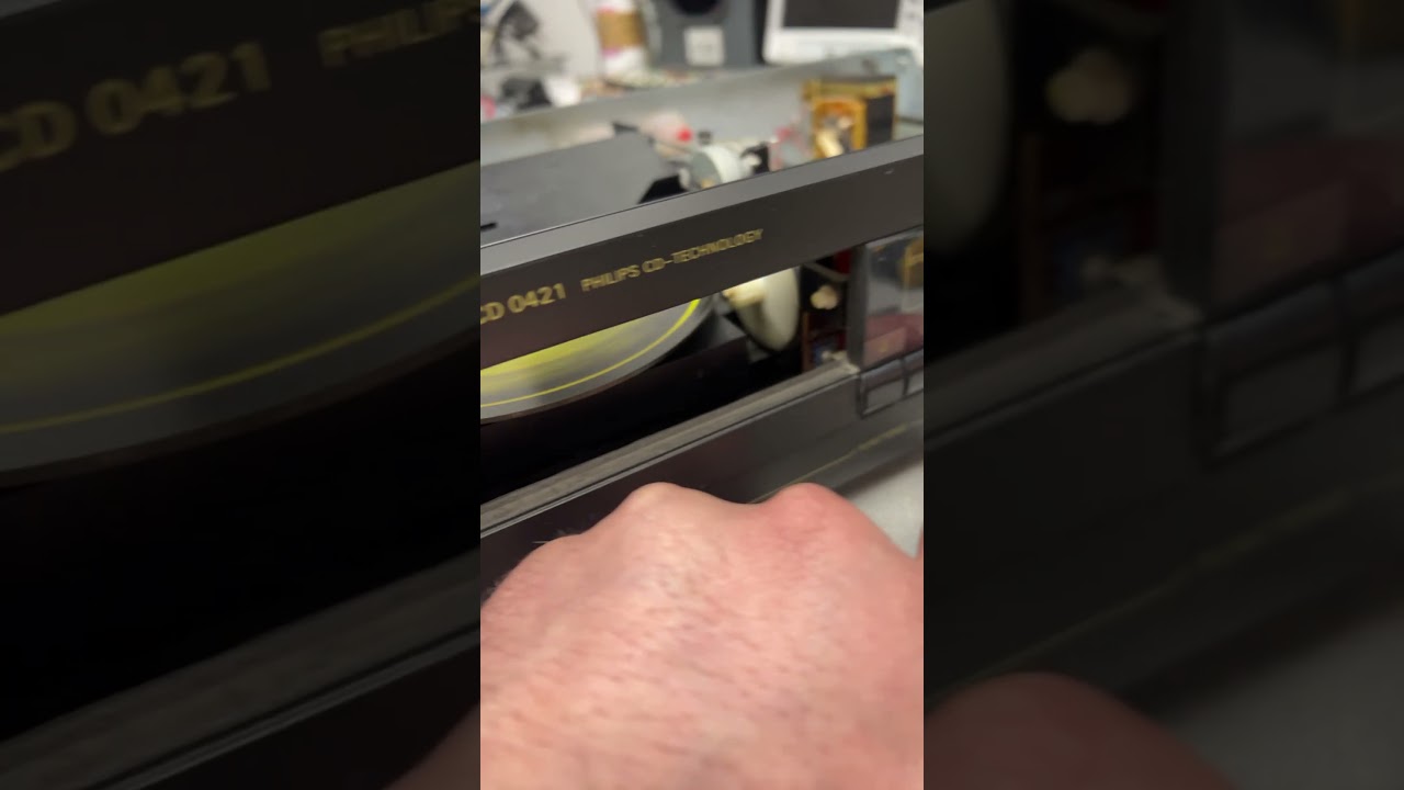 Diora CD 0421 to tak naprawdę Philips ale ciiiii - ja wam tego nie mówiłem 