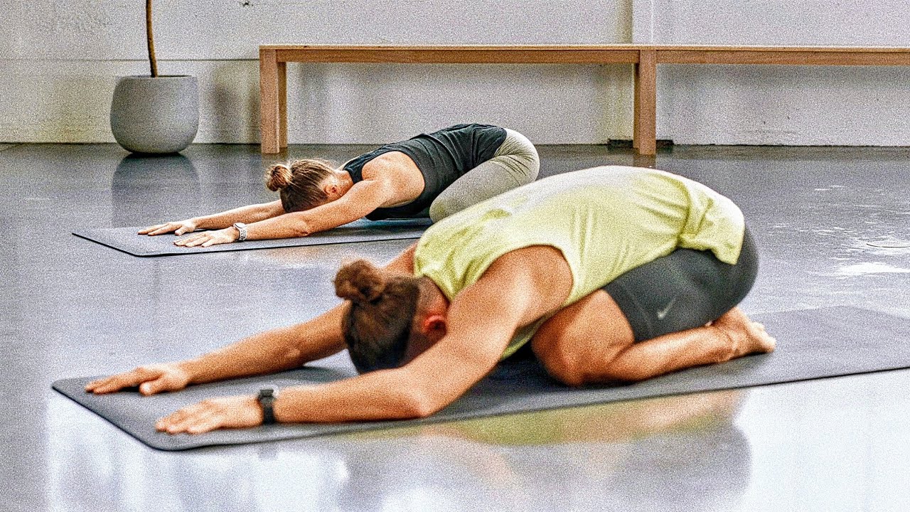 25-Min Yoga: Morning Flow | Beginners