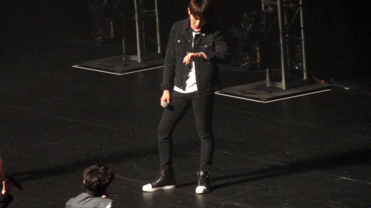 160508 - SHINee in Chicago Fanmeet - Onho aegyo punishment
