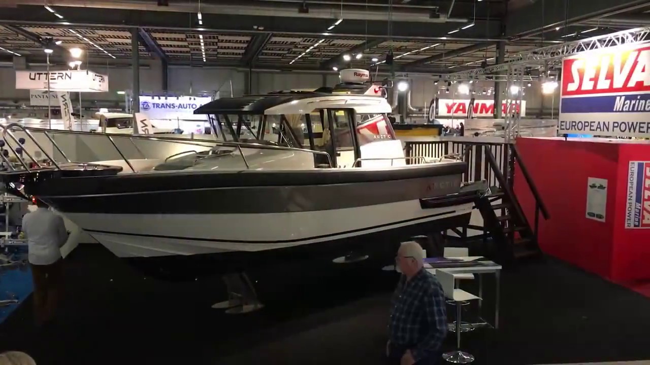 Катера  Arctic  на Boat Show в Хельсинки