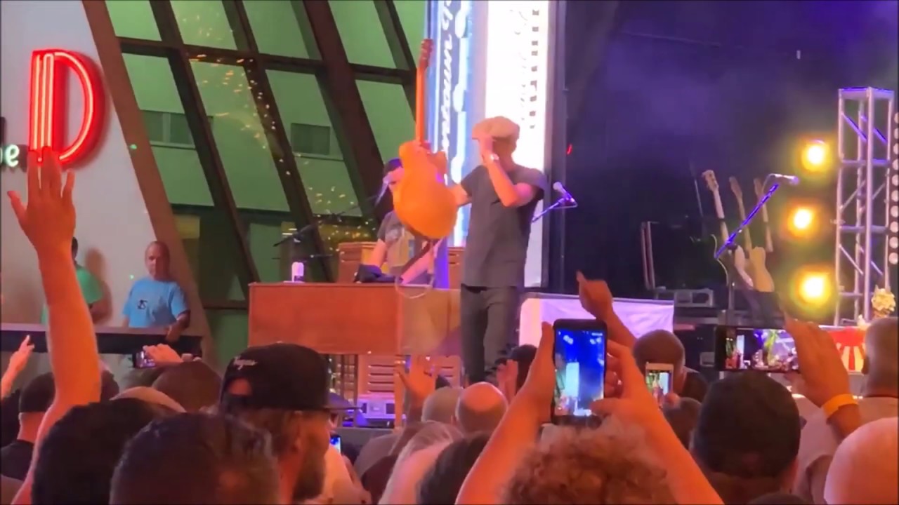 Fremont Street Experience Tour ~ Jakob Dylan & The Wallflowers