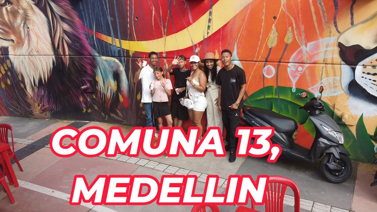 DRONE EN LA COMUNA 13, Medellin, Colombia