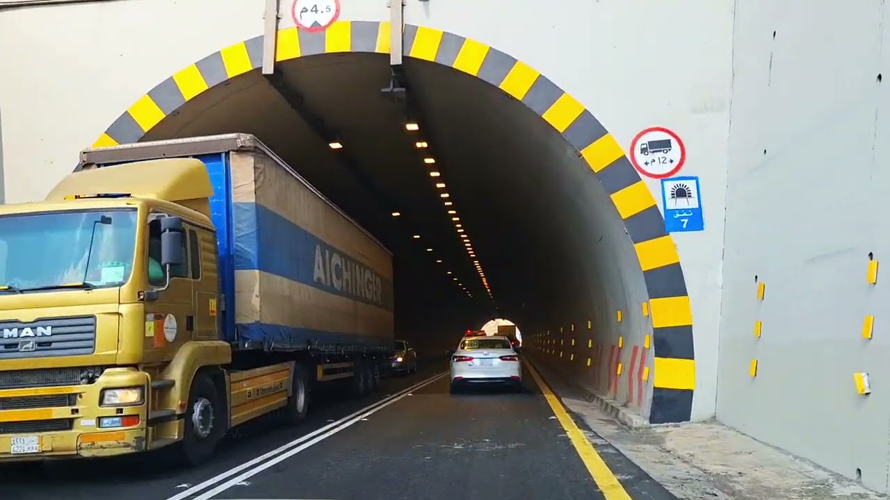 Muhayil tunnel 