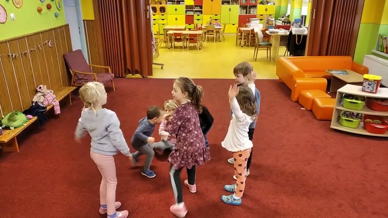 Tanec k písni Vítejme Vánoce