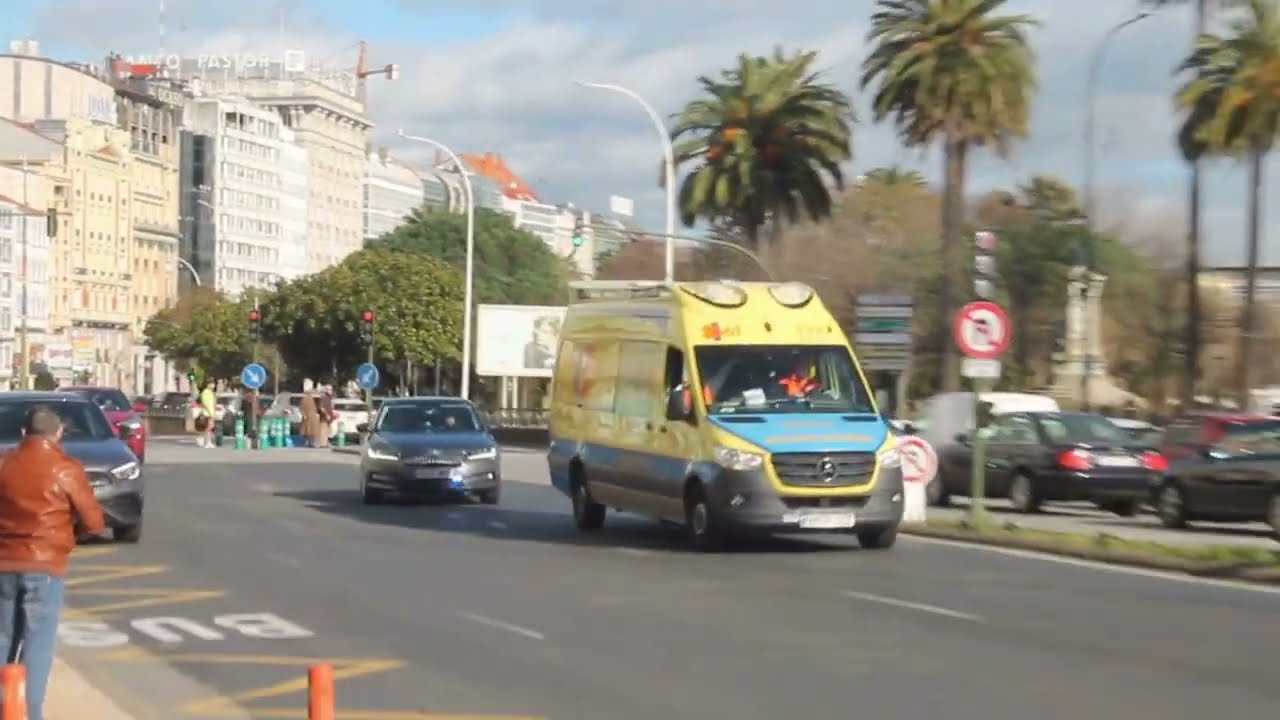 Recopilación Ambulancias 061 Galicia.