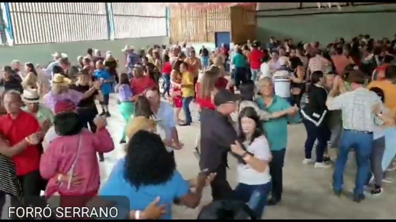 FORRÓ SERRANO NO CLUBE DO HILÁRIO = SANTA MARIA DE JETIBA