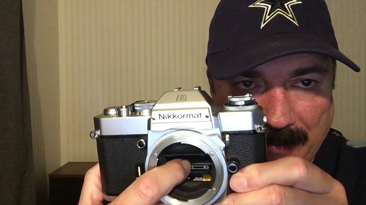 Nikon Nikkormat EL - How To Change The Battery