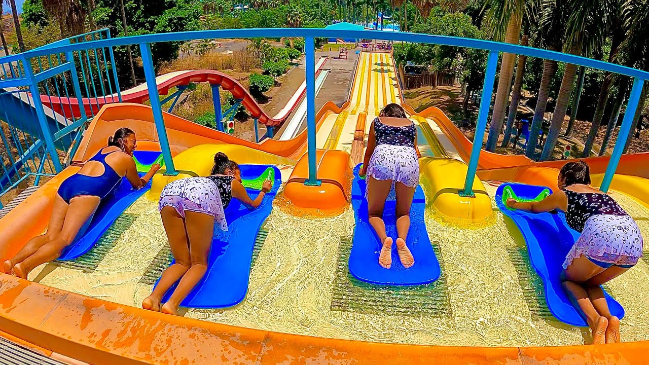 Водная горка Mat Racer в Six Flags Hurricane Harbor, Оастепек 🇲🇽