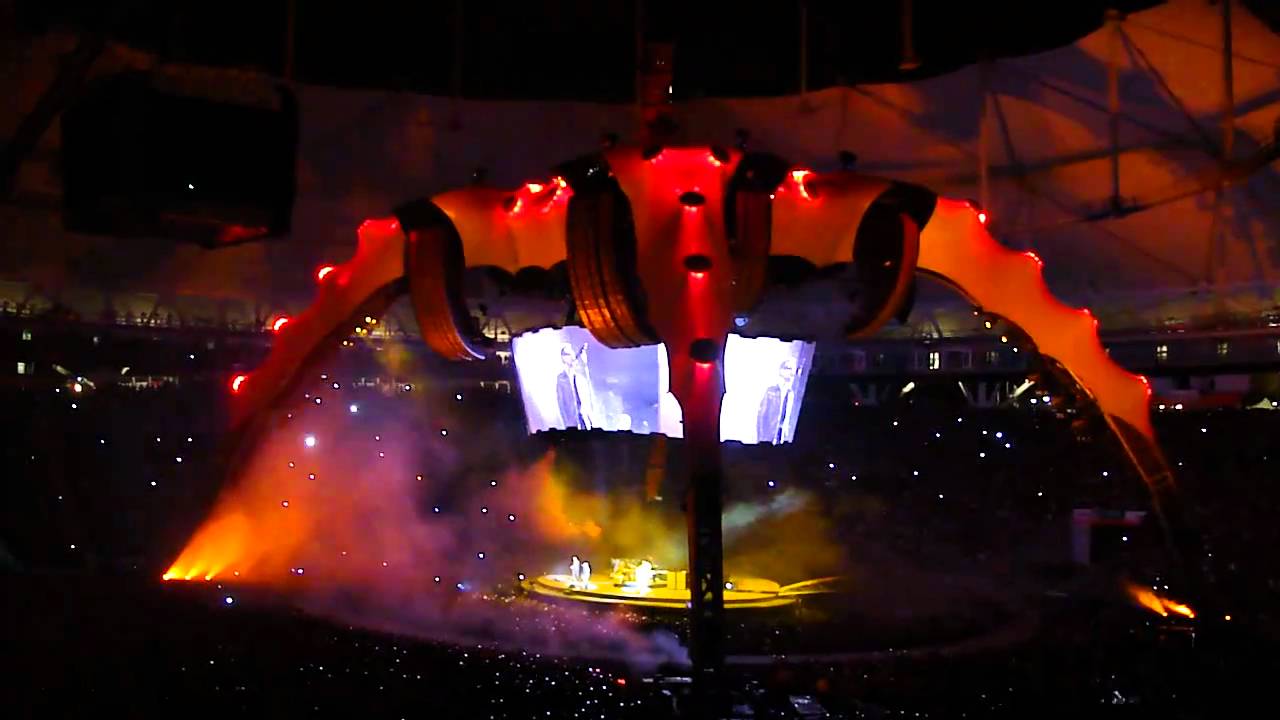 U2 Live in La Plata SABADO 2 DE ABRIL DE 2011 - Intro / Even Better Than The Real Thing