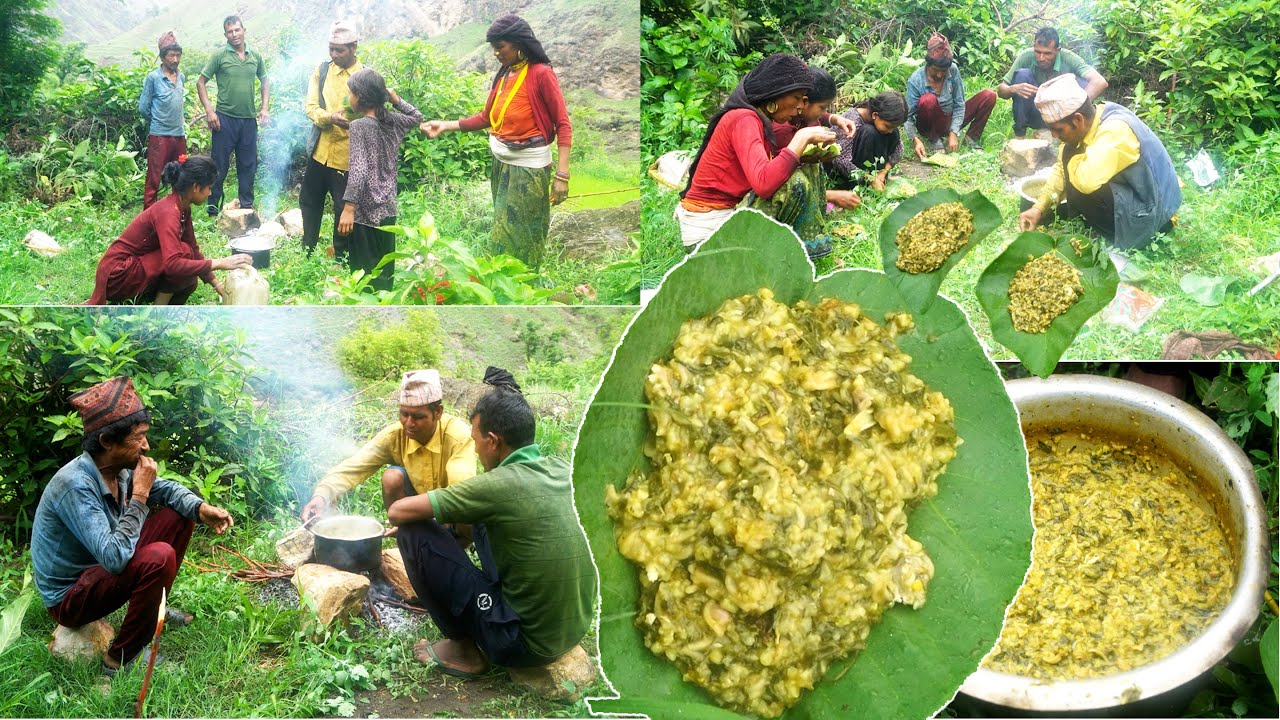 food in the tree leaves || jungle food in the village | This is a village family life in the village