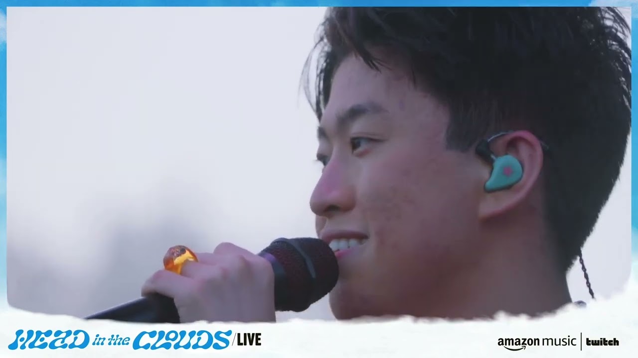 Rich Brian Head In The Clouds LA (Full Performance)