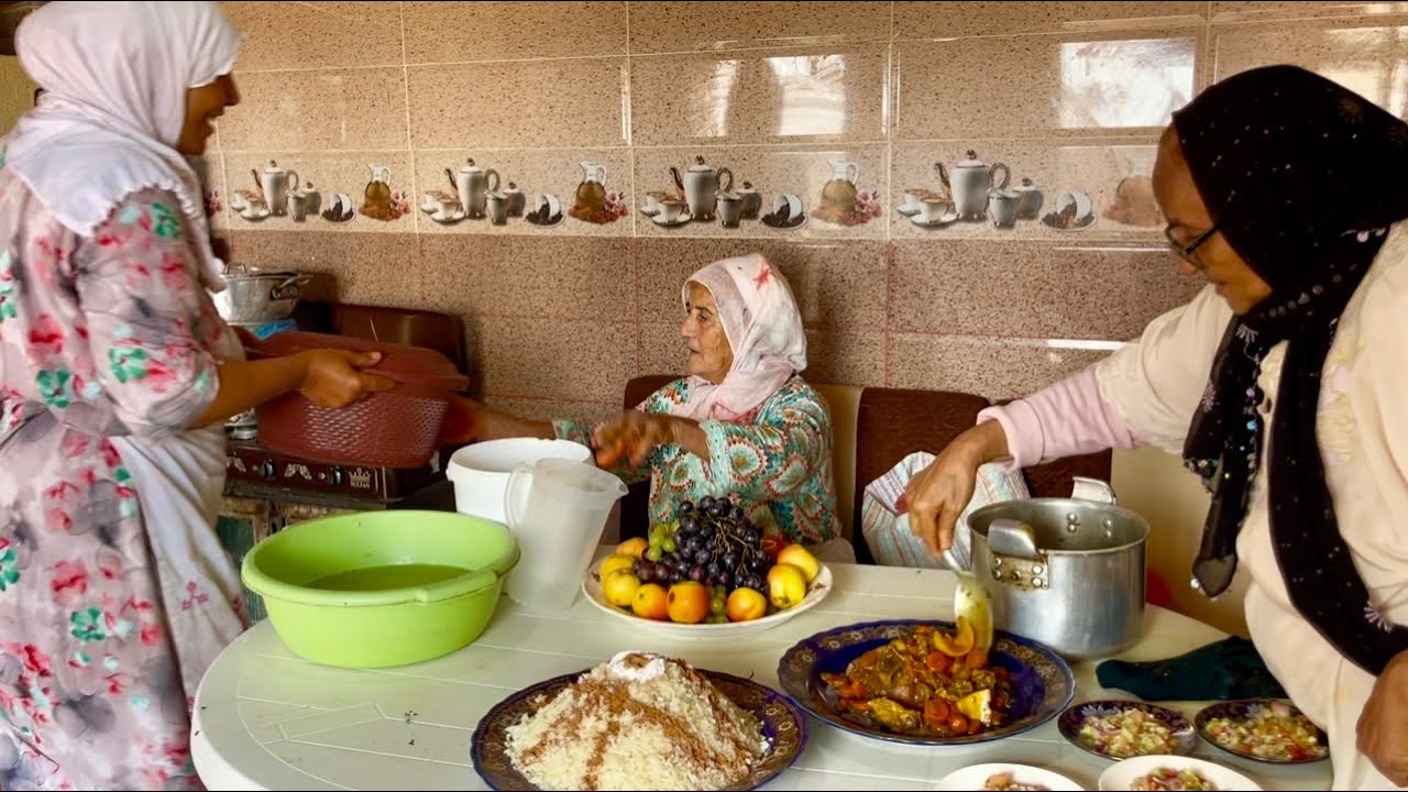 اجواء البادية/دايرة كتر من جهدها الله يعطيها صحة👌لموت ضحك مع مي مليكة او عروستها😂 كلشي على طبسيل طوس