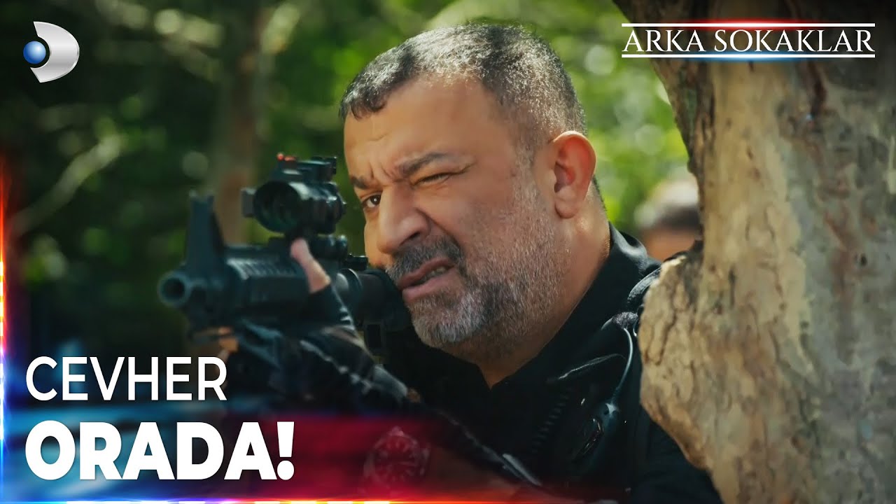 Tüm Ekip Cevher'in Etrafını Sardı! #ArkaSokaklar 721. Bölüm