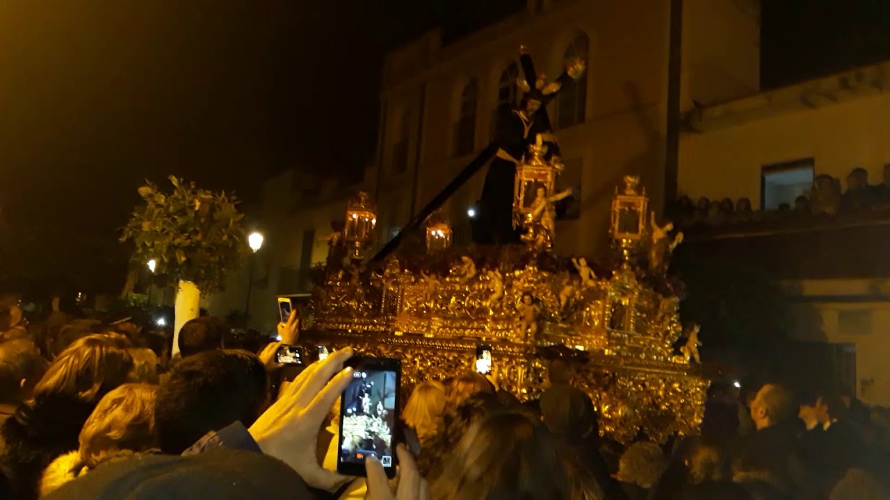 Salida de nuestro padre Jesús Nazareno la algaba