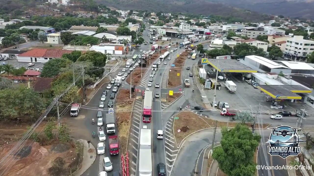 Congestionamento na ponte do São Raimundo em governador Valadares MG Br 116 km 414 