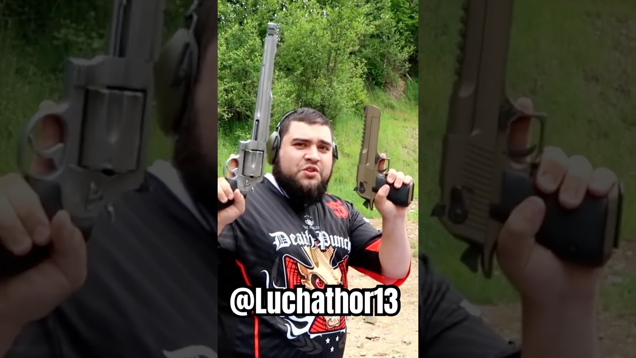 DUEL WIELD DESERT EAGLE AND 500 MAGNUM #shorts
