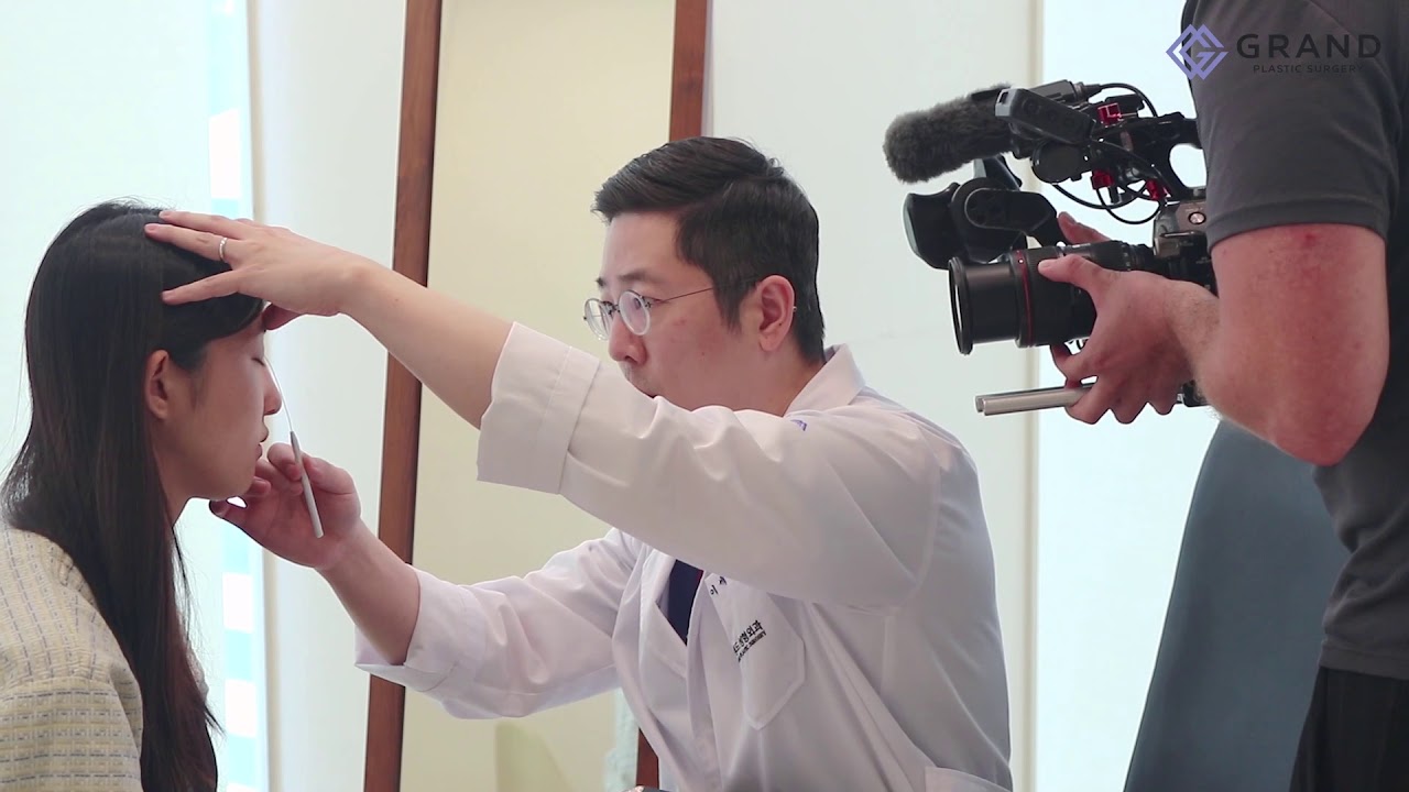 Korean Plastic Surgeon, Grand's Dr.Rhee