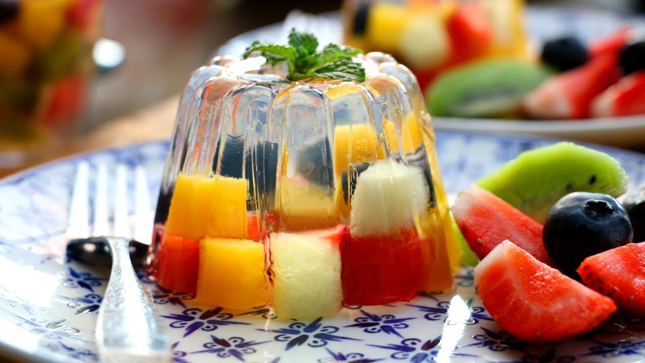 How To Make Christmas Rainbow Fruit Jelly Cake - Jello With Leaf Gelatine