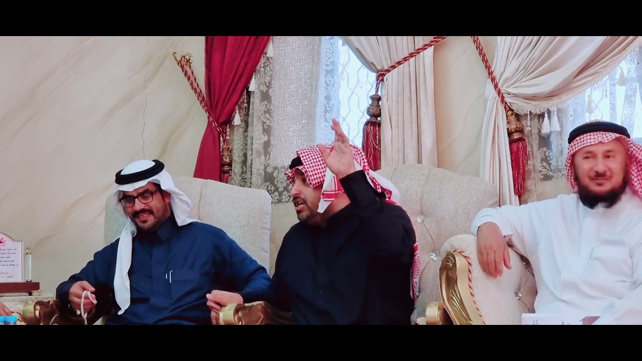 الشاعر علي بن جاري البكري في ضيافة الشيخ علي بن ظافر آل دهمان يوم الأثنين ٢٣ / ١ / ١٤٤٦ هجري (1)