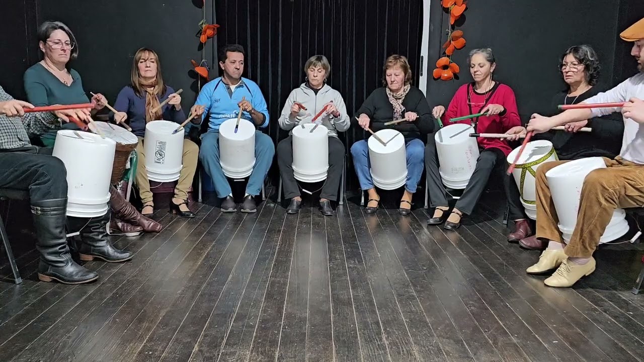 trabajo de percusión, malambo. alumnos emao canelones