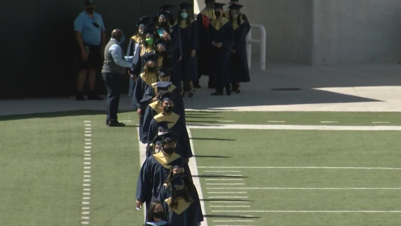 APS high school graduations begin; Atrisco Heritage seniors are first to walk