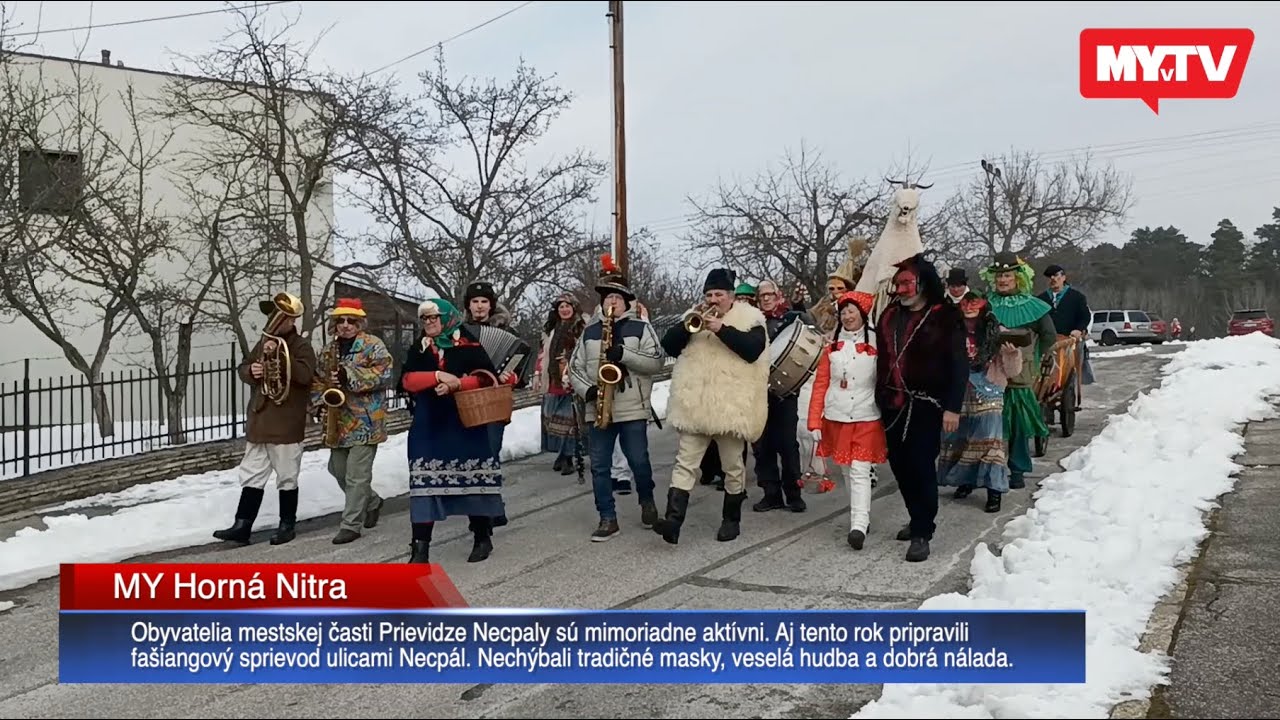 Fašiangový sprievod prešiel ulicami Necpál v Prievidzi