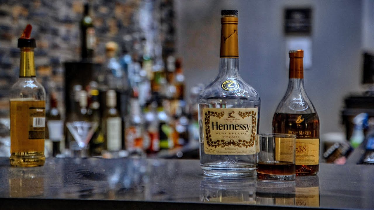 Exploring a High-End Hotel Left Abandoned Due to The Pandemic