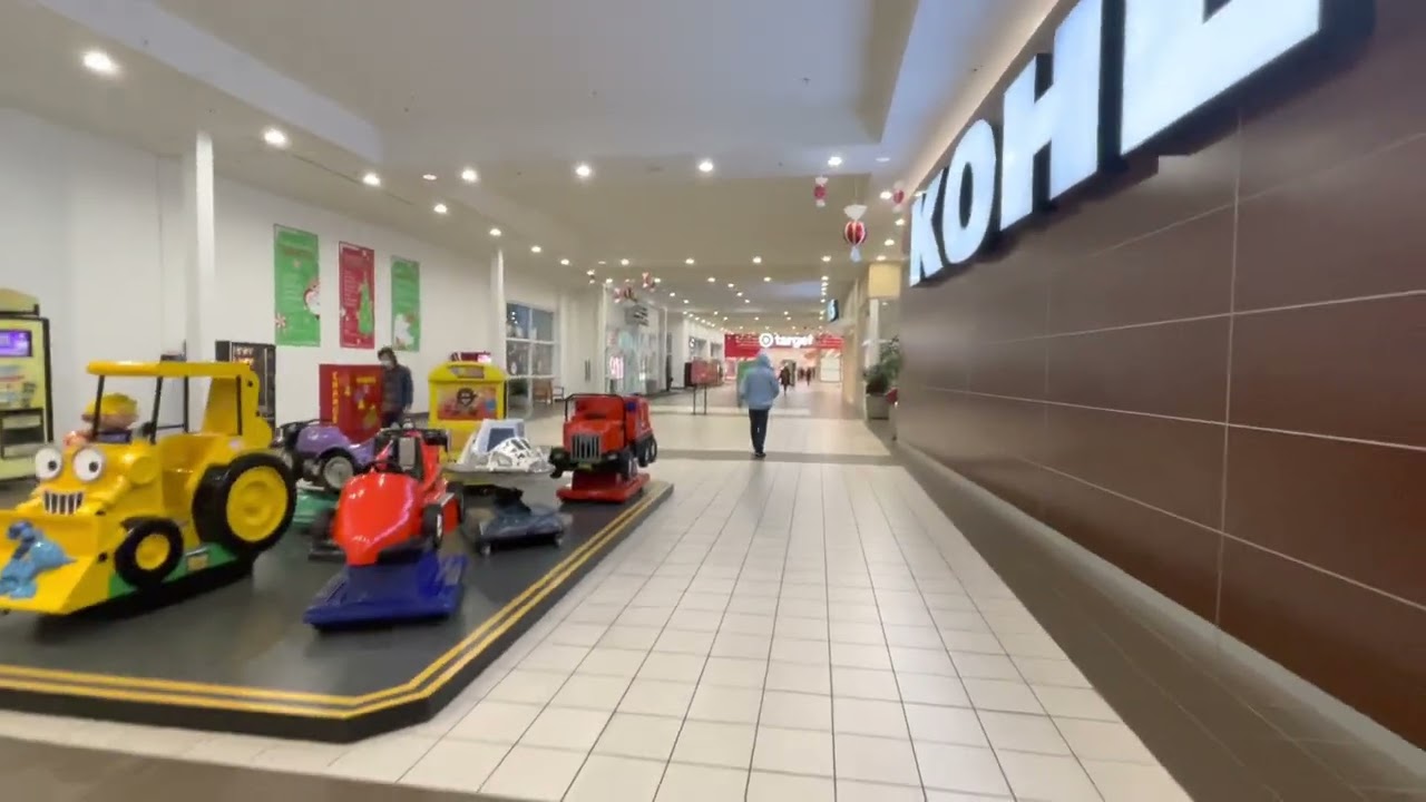 How is the Commons at Federal Way doing in 2022? (Dead mall?)