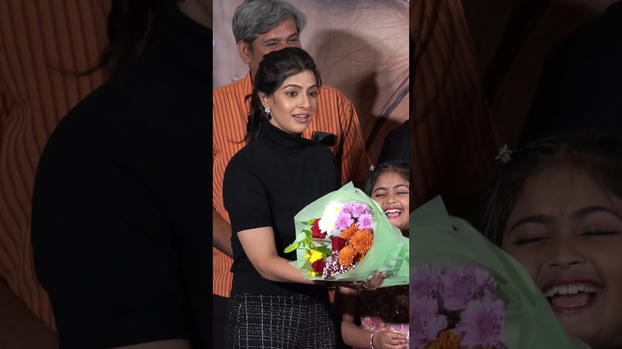 Varalaxmi Sarathkumar With Police Complaint Team 