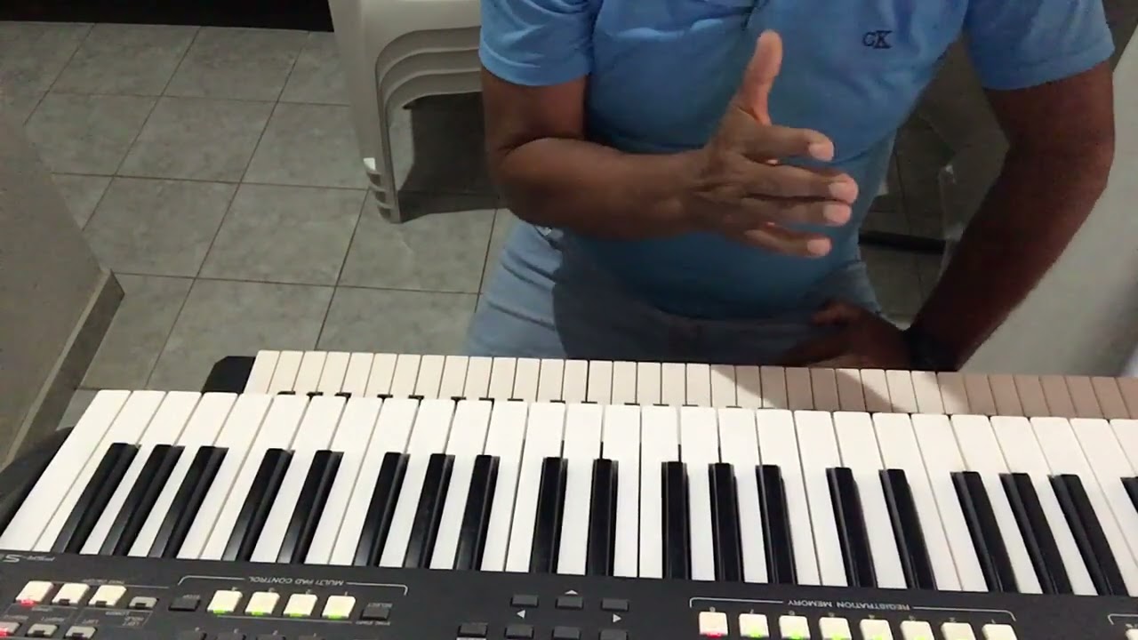 Vídeo aula da música Mulher Carinhosa de Amado Batista