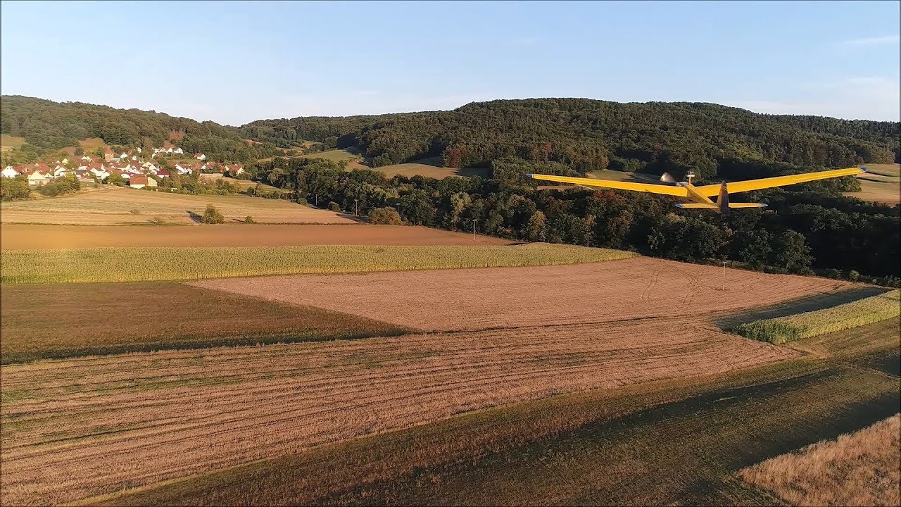 Bauplanmodell Futur (Konstrukteur: Klaus Nietzer) von einer DJI Phantom 4 aus gefilmt (Teil 3)