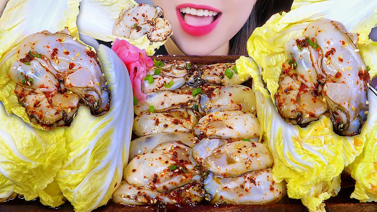 ASMR RAW OYSTERS WITH SPICY SAUCE AND NAPA CABBAGE EATING SOUNDS | LINH-ASMR