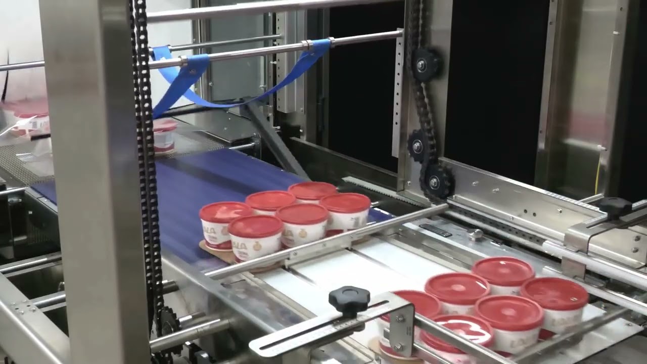 Shrink Bundler with Pad Support for Tapered Cups