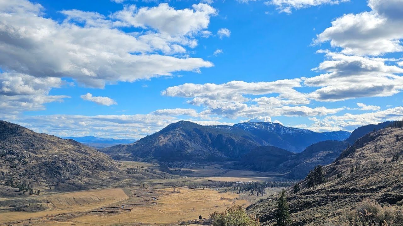 LIVE from the top of the Chopaka Grade!! #live #outdoors #history #nature #mountains #lake #view
