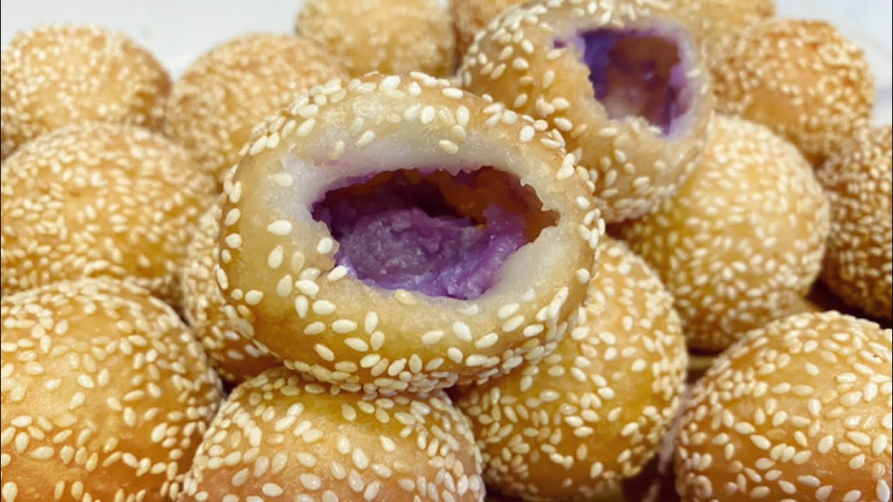 Жареные кунжутные шарики с джемом из убэ (фиолетового ямса)