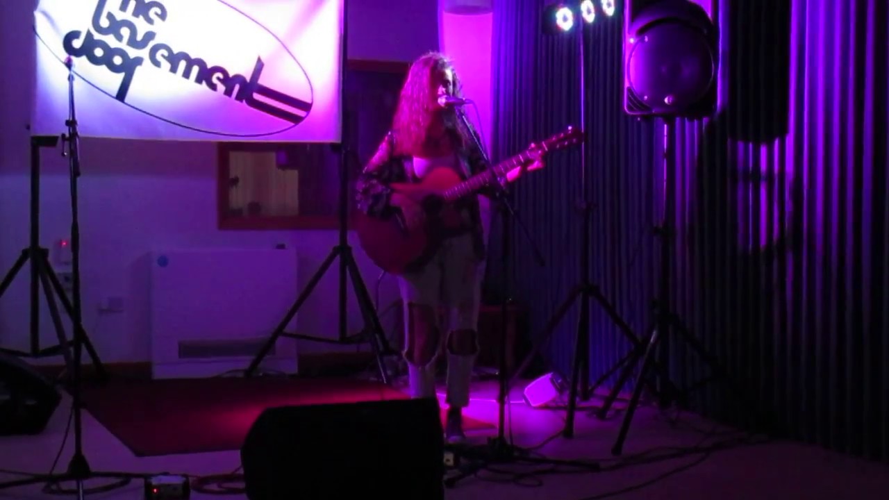 Shana Germain - Float away (Live at The Basement Door)