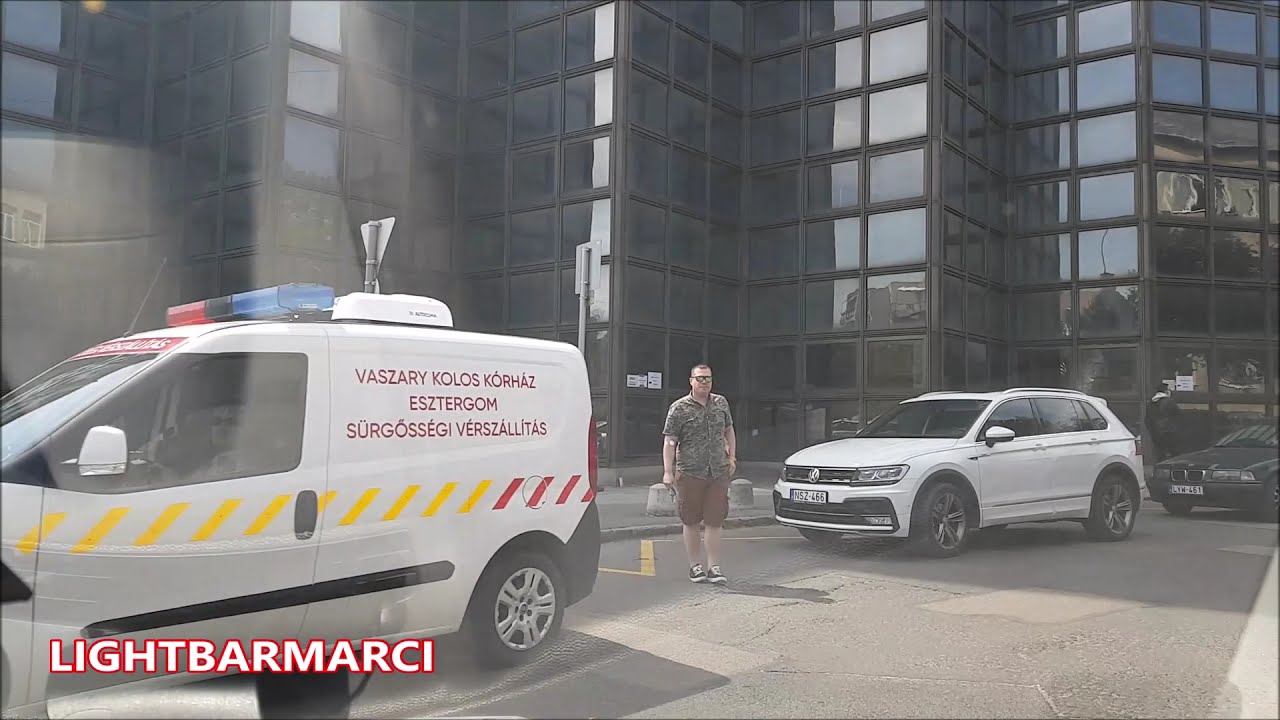 A hétfői váltás után 3 perccel #rohanás #vonulás #vérszállító #műtét #vérlovagok #kéklámpa #rush