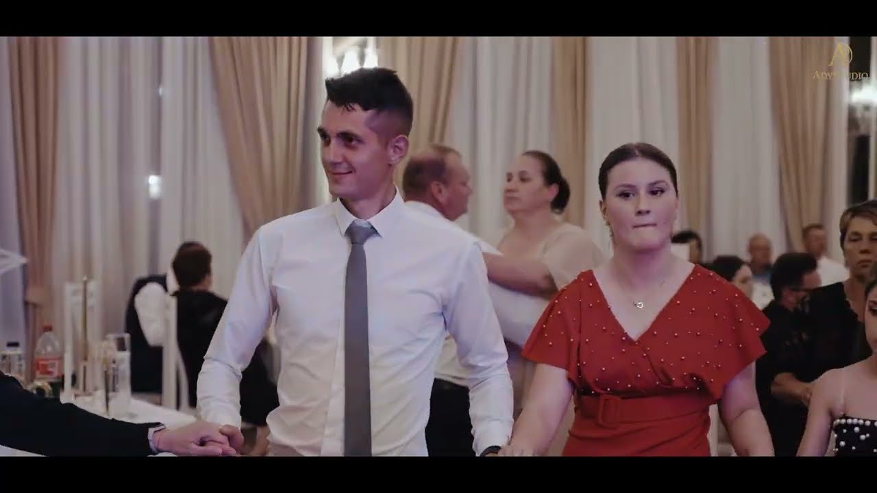 Formatia Noroc(Cristesti Iasi) -  Nunta Ovidiu & Iustina! Program 1.