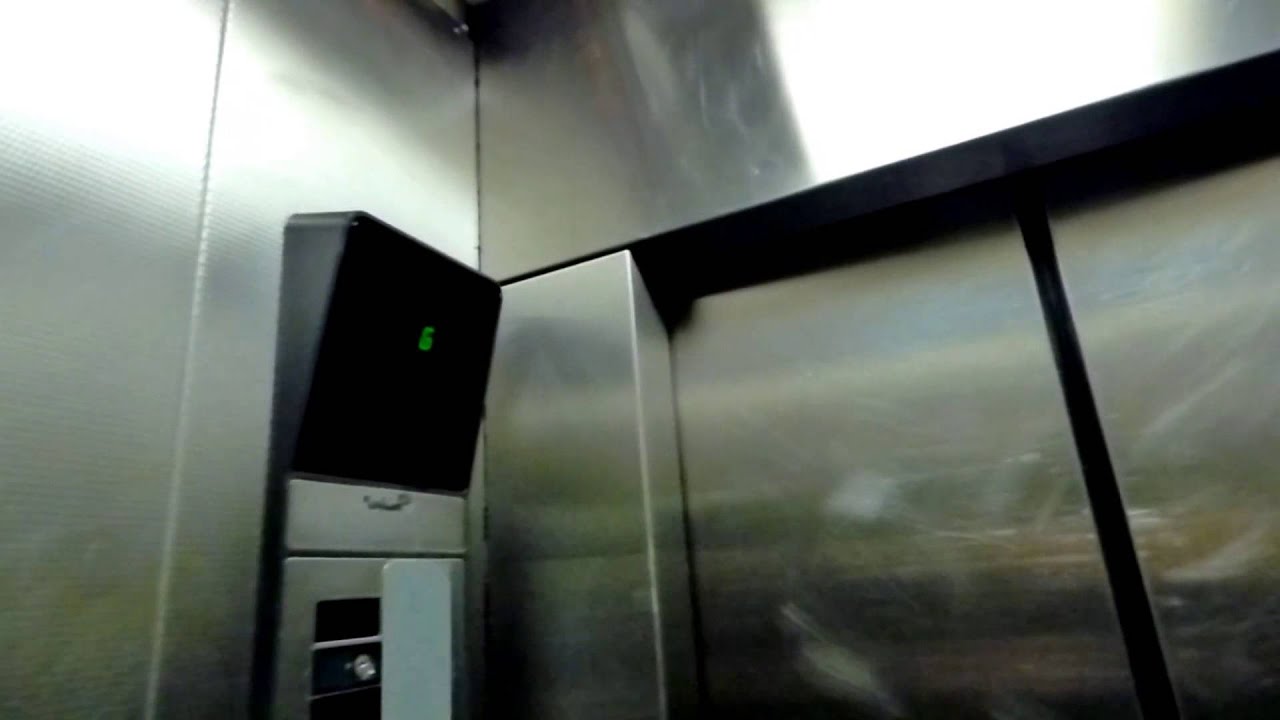 Gatwick Airport | EPIC LIFT TOUR TIME!