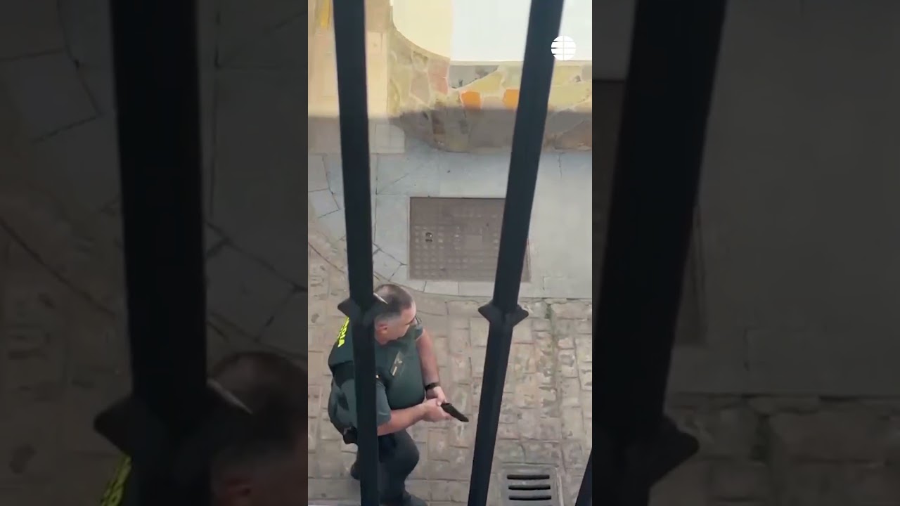 Detenido tras atrincherarse armado con un cuchillo con sus padres durante m&aacute;s de tres horas